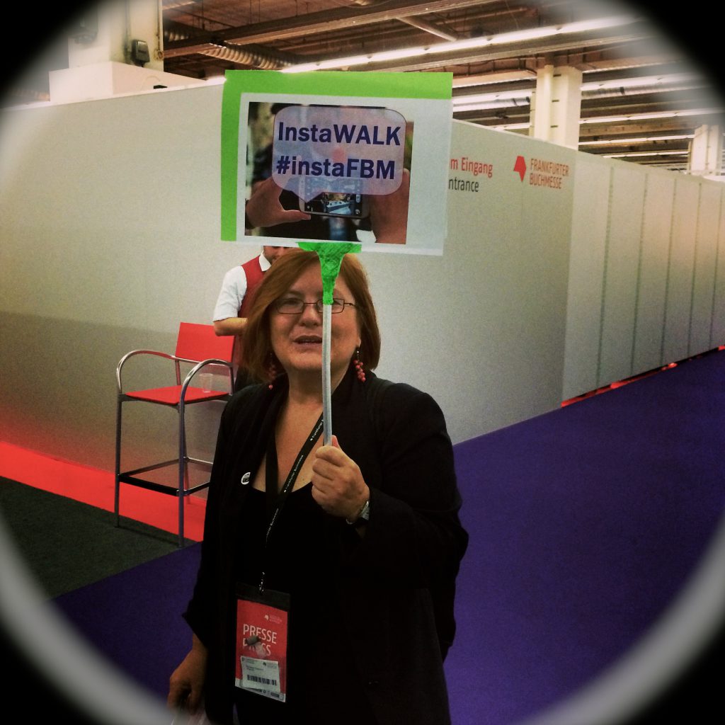 Pia Kleine-Wieskamp hat zum Insta-Walk geladen auf die Buchmesse 2014 geladen