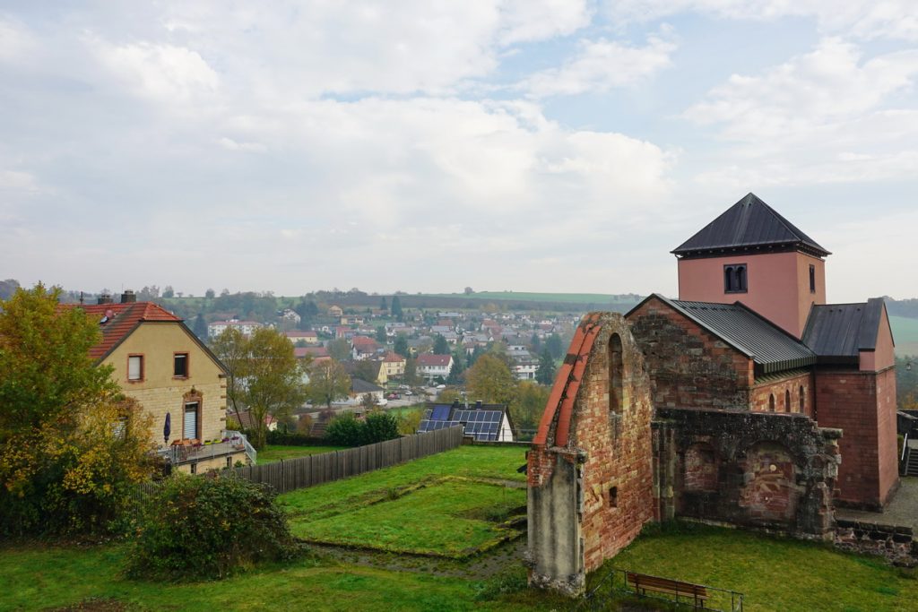 Blick auf die alte Klosterruine