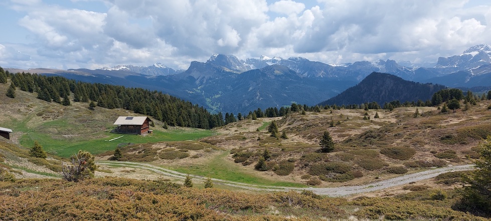 Traumhafter Blick über die Seiser Alm in Südtirol