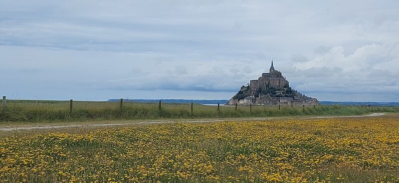 So berühmt der Mont Saint Michel ist, so überlaufen ist er leider auch