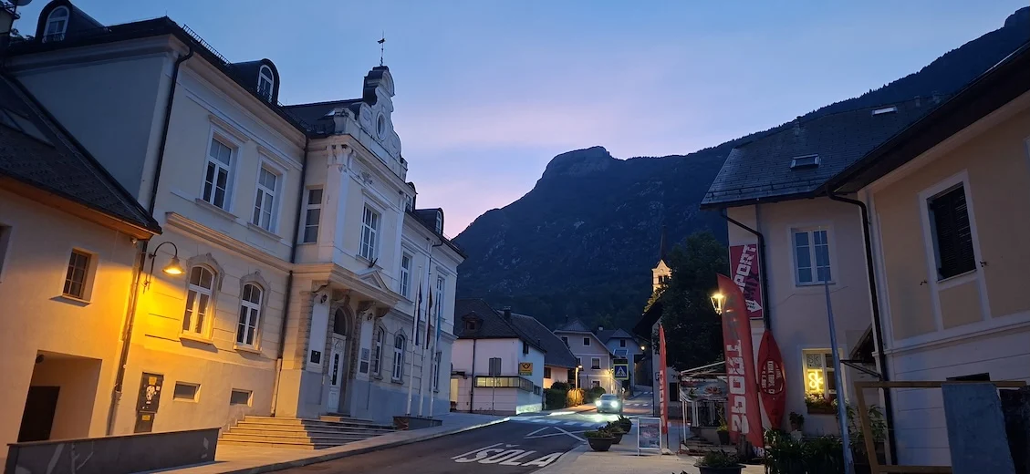 Unsere Ferienwohnung lag mitten in Bovec und war trotzdem ruhig | Foto: Sabine Voltz